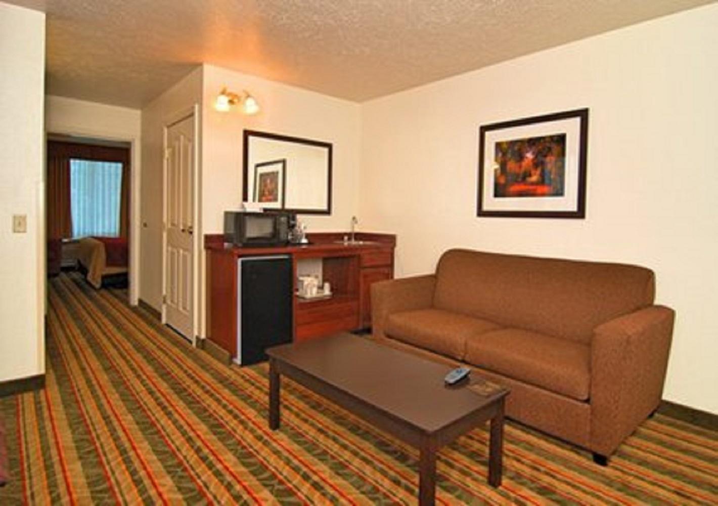 Best Western Visalia Hotel Bagian luar foto