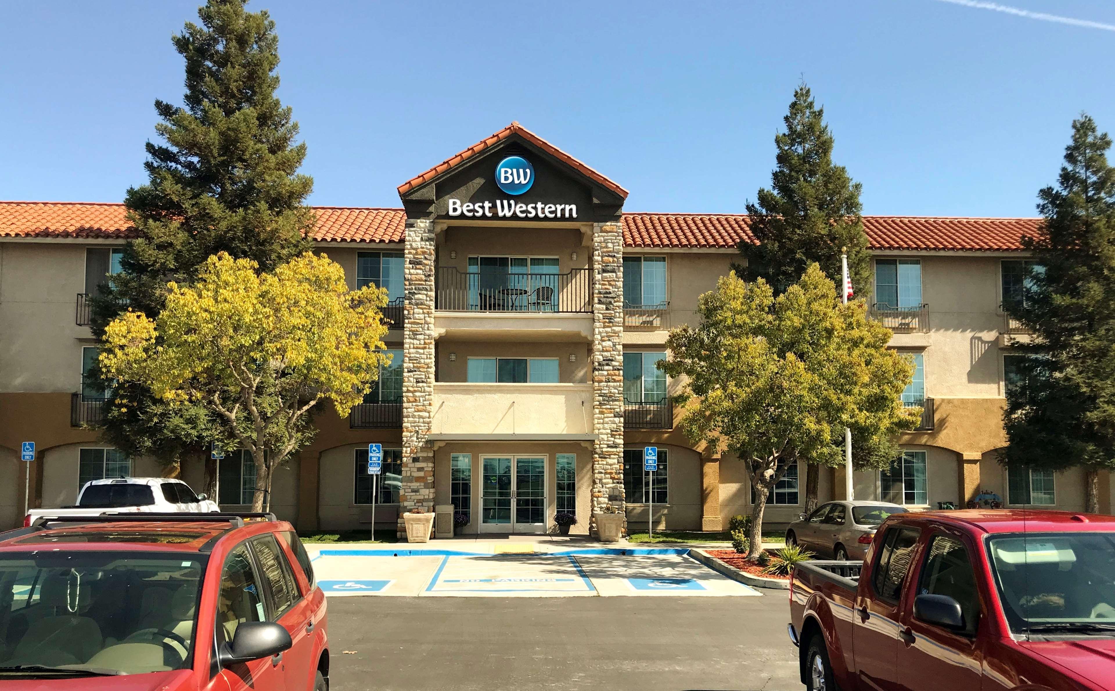 Best Western Visalia Hotel Bagian luar foto