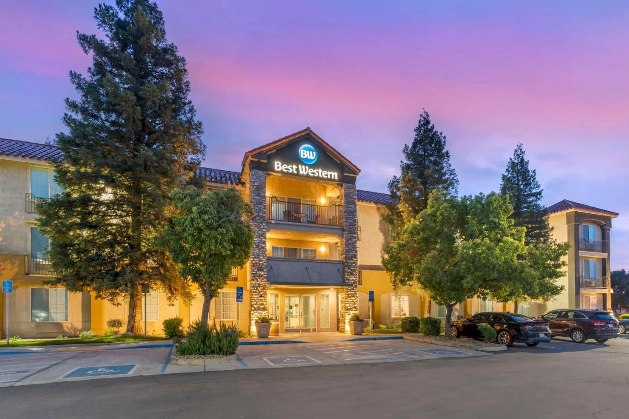 Best Western Visalia Hotel Bagian luar foto