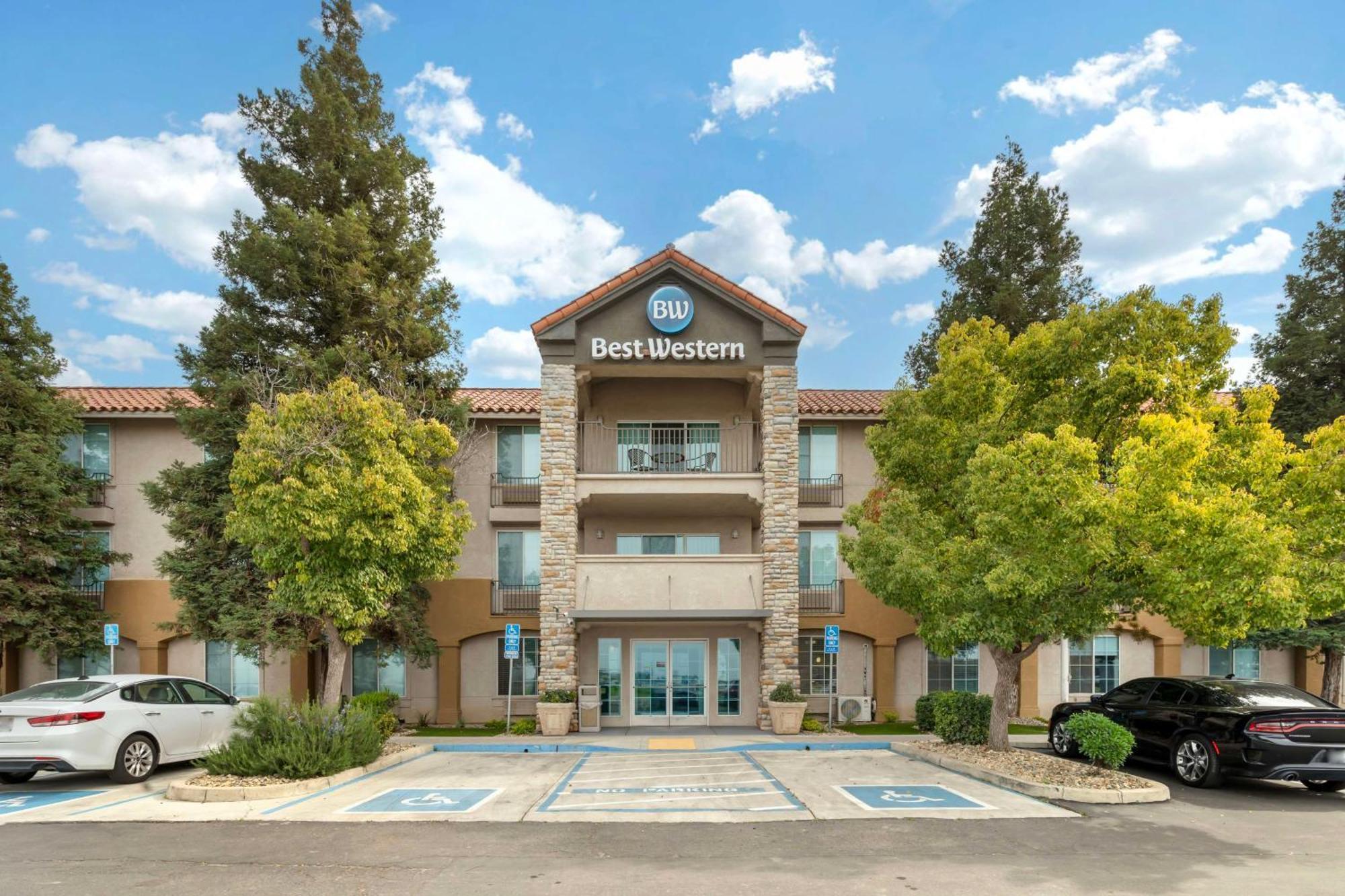 Best Western Visalia Hotel Bagian luar foto
